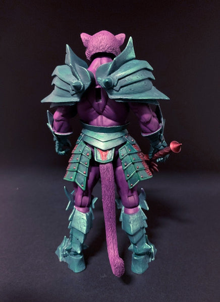 Outlet Mythic Legions Purrrplor